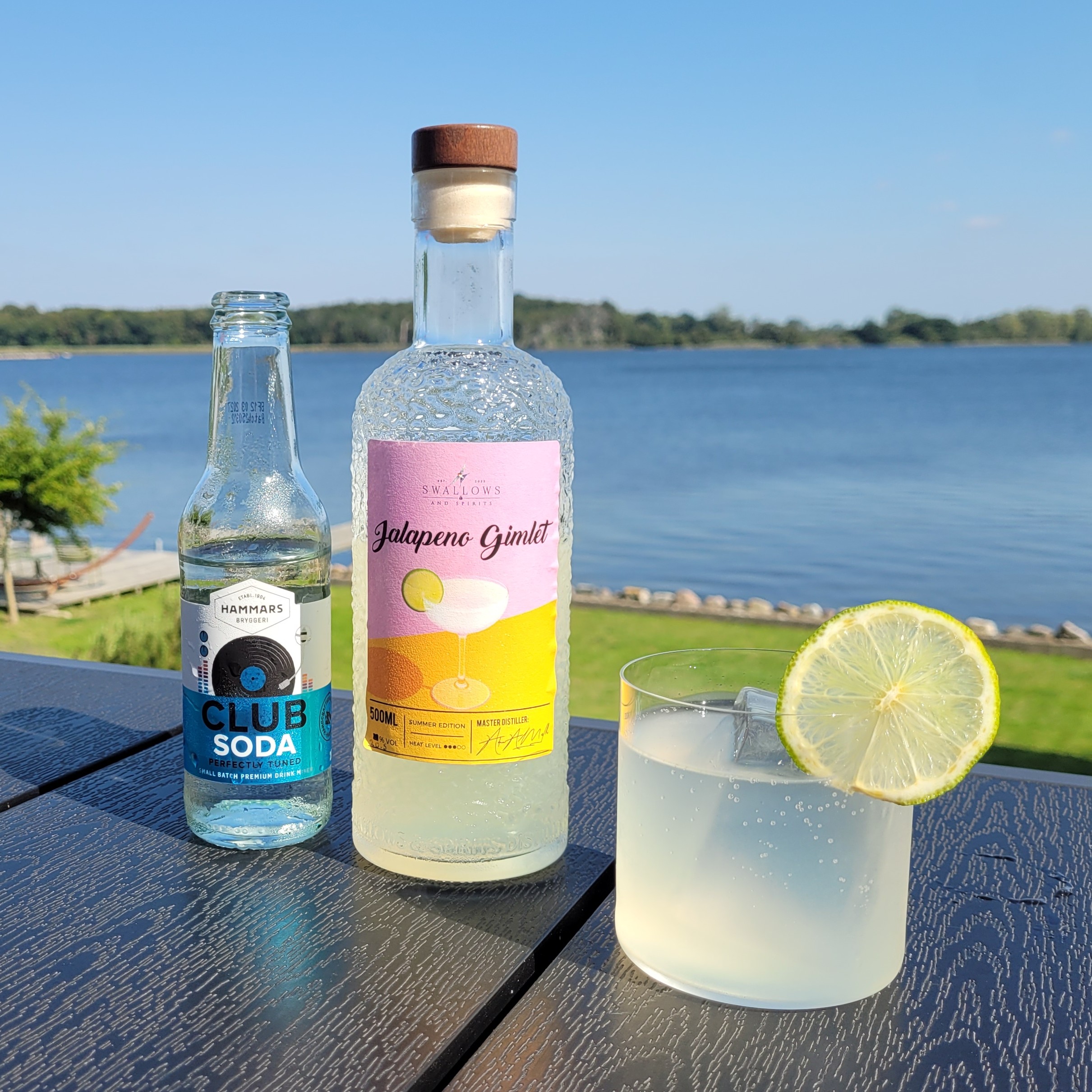 On the rocks Club Soda